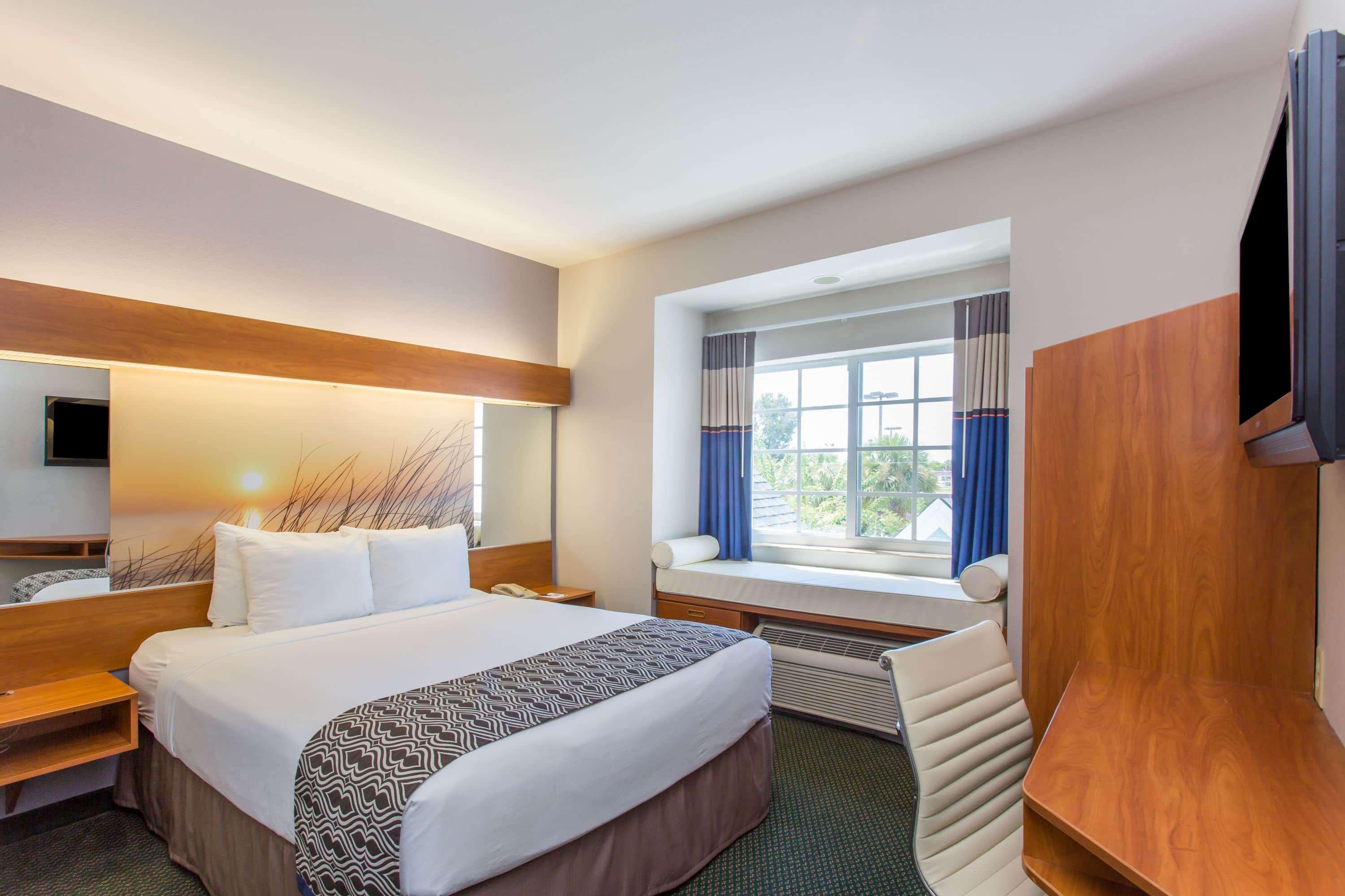 Microtel Inn & Suites By Wyndham Port Charlotte Punta Gorda Extérieur photo