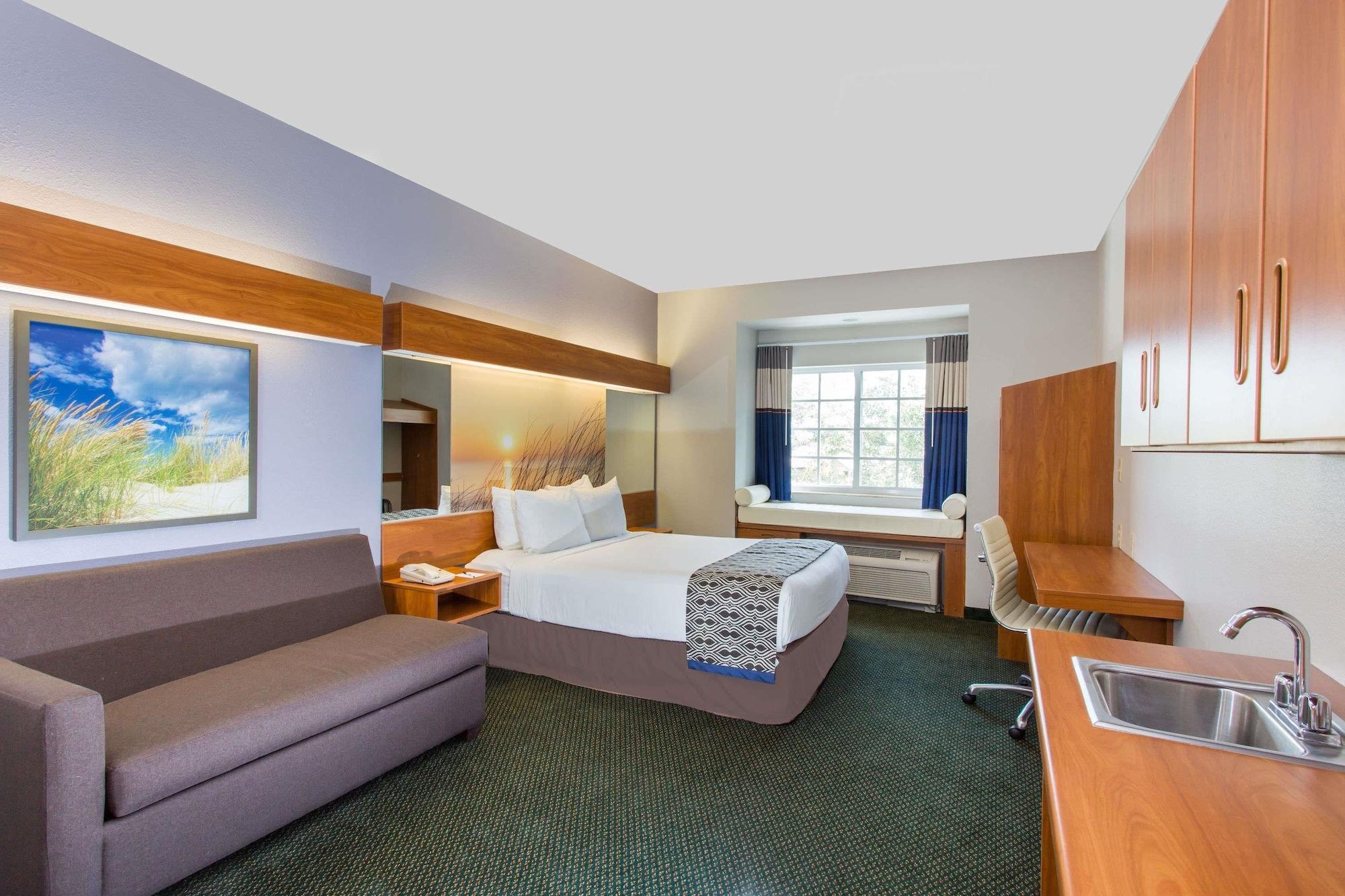 Microtel Inn & Suites By Wyndham Port Charlotte Punta Gorda Extérieur photo
