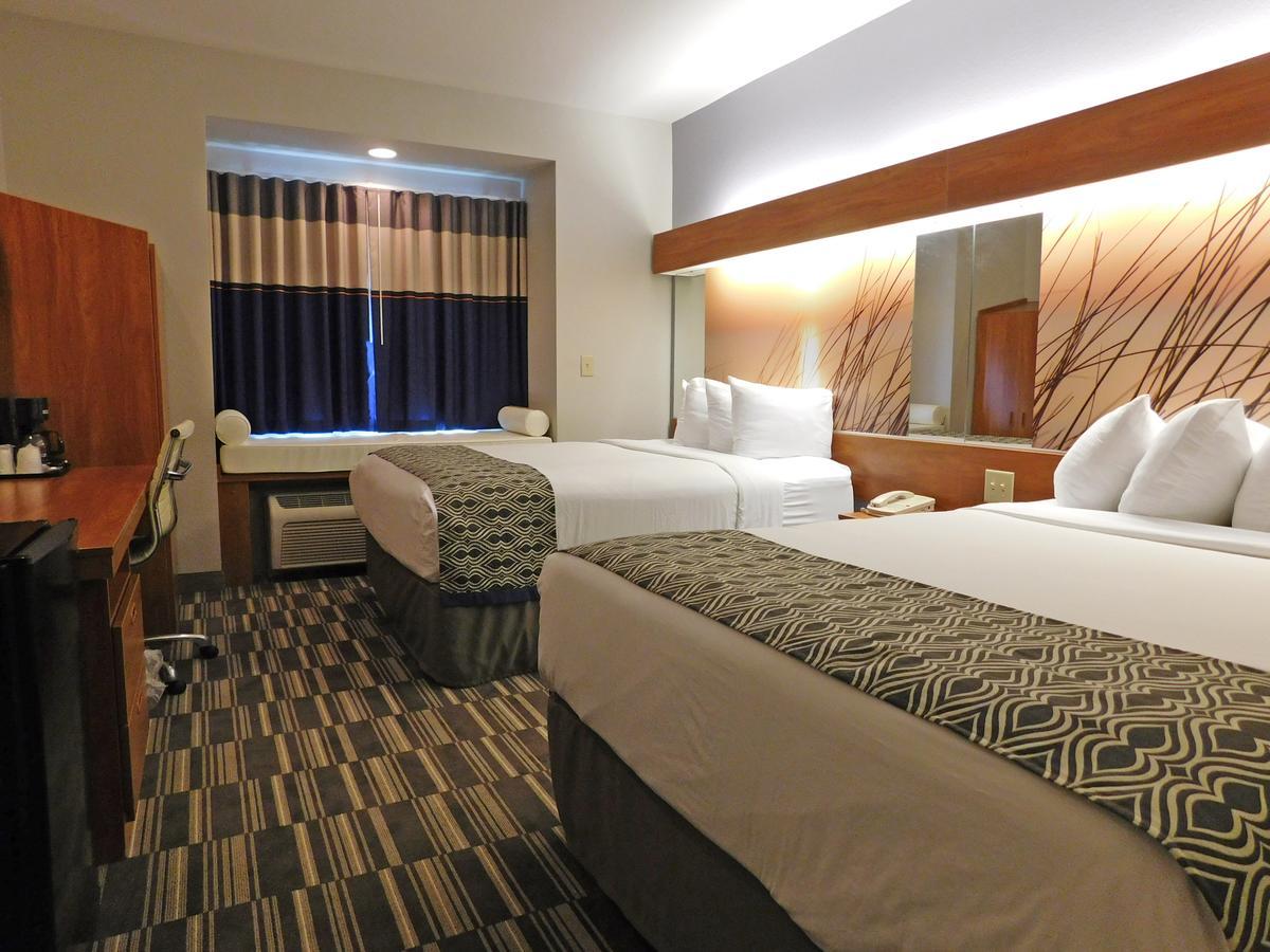 Microtel Inn & Suites By Wyndham Port Charlotte Punta Gorda Extérieur photo